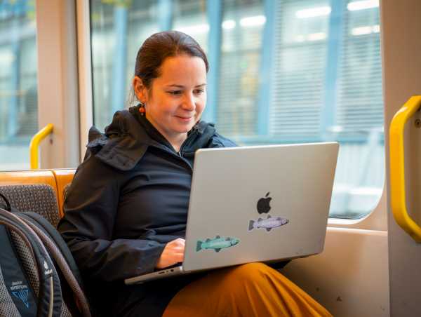 Barbora Trubenovà works regularly on the tram, but she can no less often be found at Eawag in Dübendorf. Photos: Melinda Thulin