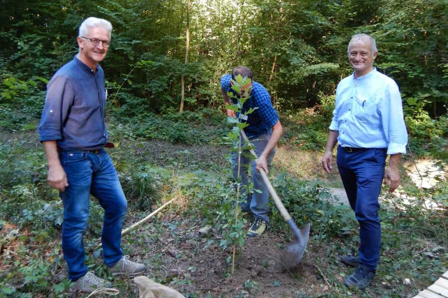 Felix Keller und Andreas Bernasconi bei der Eröffnung