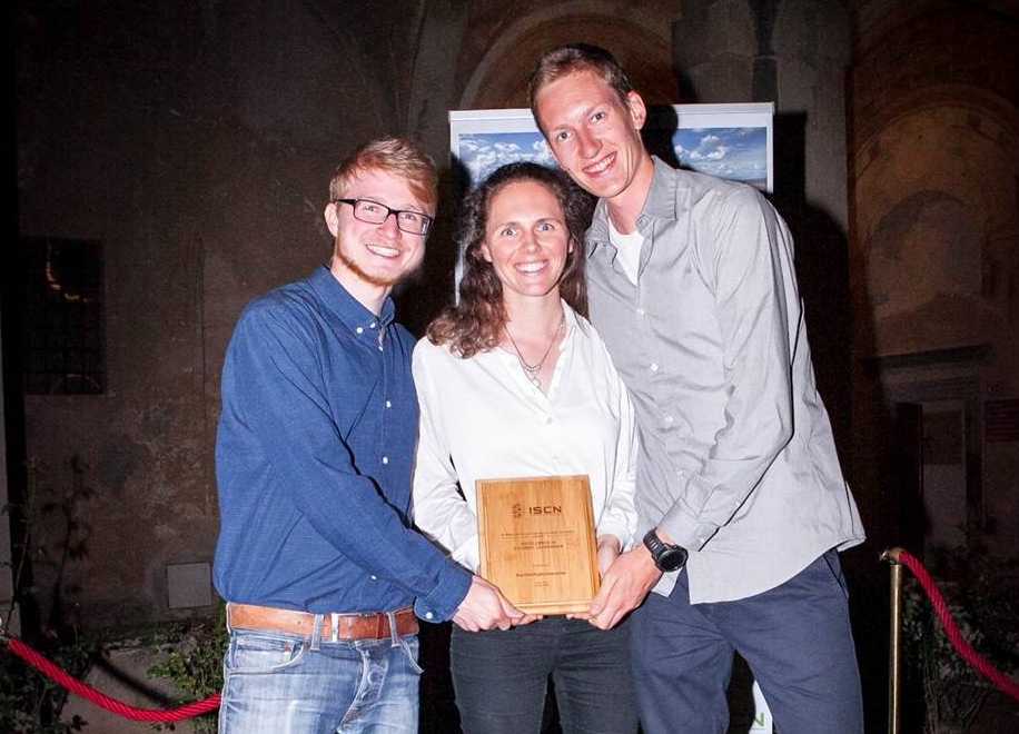 Freuen sich über den Student-Leadership-Award für die Zürcher Nachhaltigkeitswoche (von links): Lorenz Keysser, Simon Liebi und Rosa Brown. (Foto: zVg)