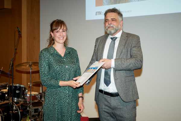 Hochdorf-Preis für eine Master-Arbeit in Lebensmittelwissenschaften: Sophie Hofer