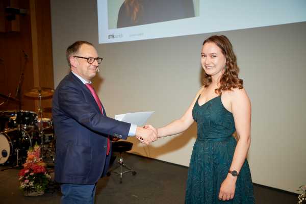 ETH-Medaillen für herausragende Master-Arbeiten/Lebensmittelwissenschaften: Sandra Martinek