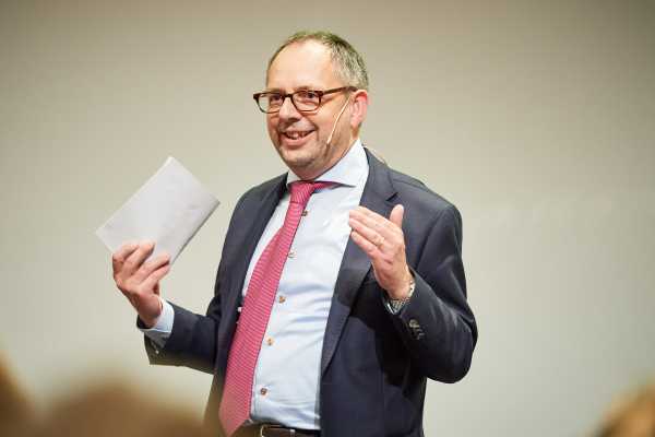 Eröffnungsrede von Prof. Michael Siegrist