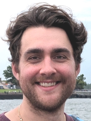 Dr.  Tobias van Elst